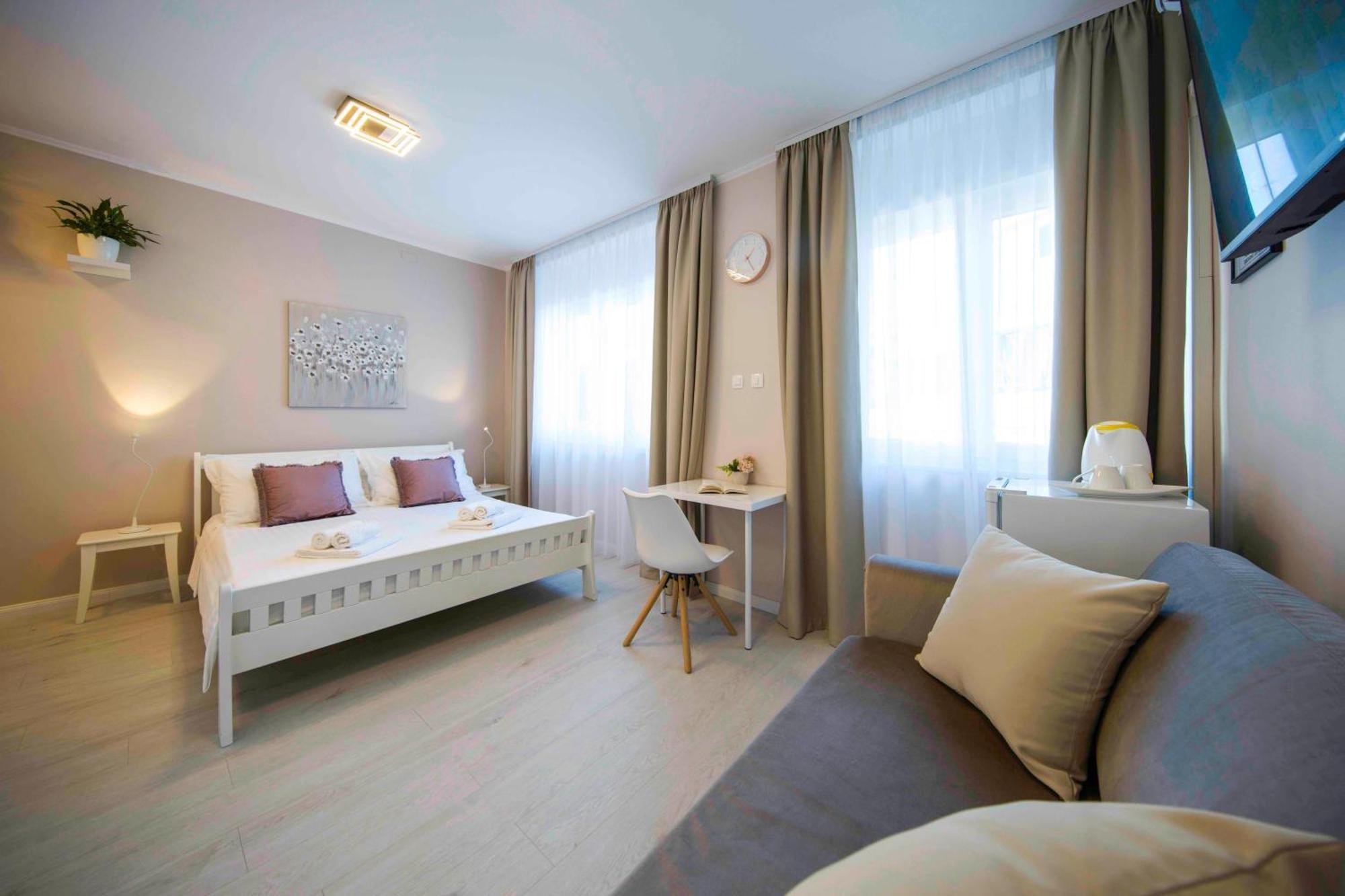 A-More Accommodation Split Bagian luar foto